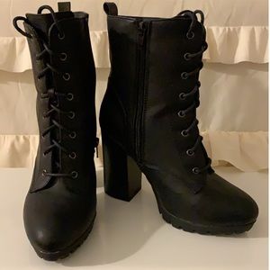 Black Faux Leather Lace Up Lug Sole Booties Sz 7